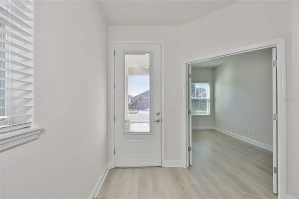 $349,500 | 13908 Kingfisher Glen Drive, Lithia, FL 33547