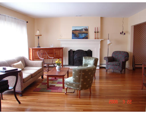 16 Michael Road Beverly, MA 01915 - Photo 5 of 9 Gallery Image 5