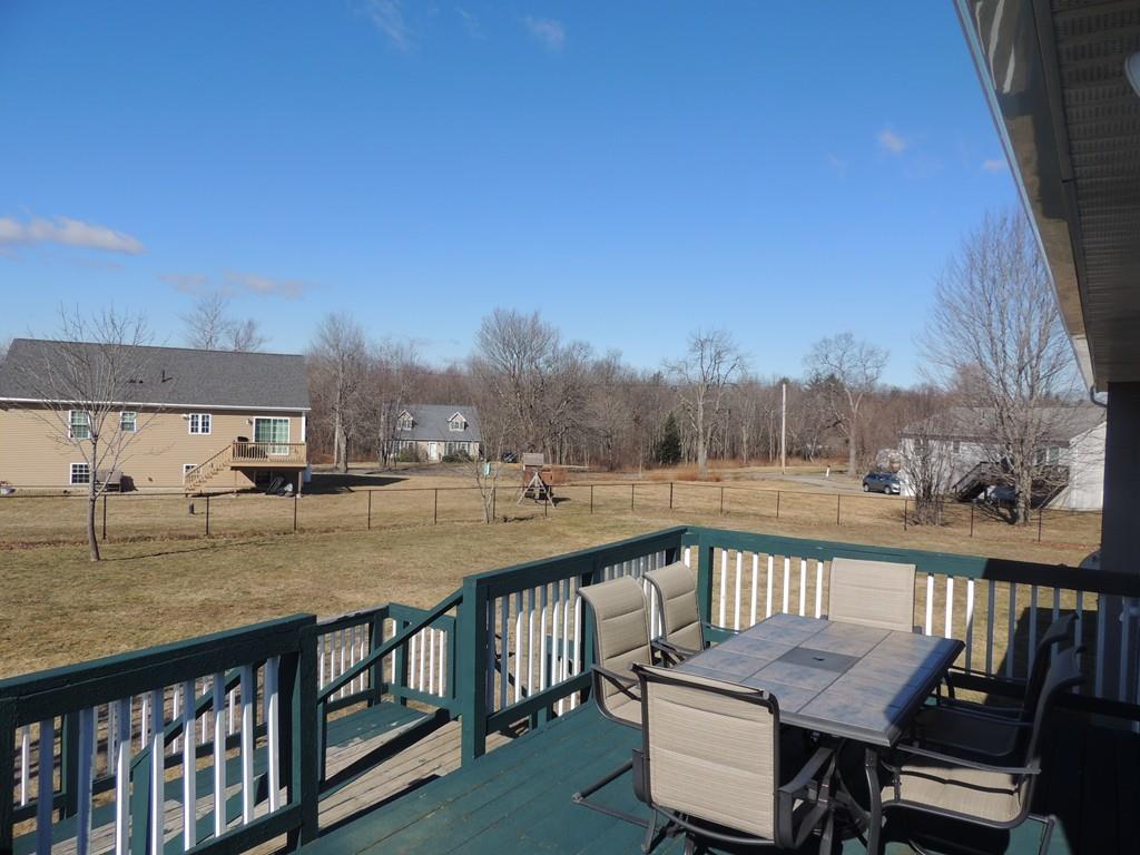 51 New Braintree Road North Brookfield, MA 01535 - Photo 5 of 37