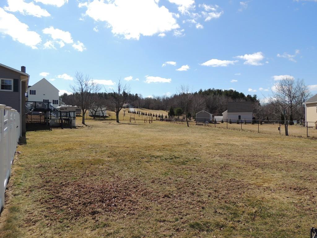 51 New Braintree Road North Brookfield, MA 01535 - Photo 9 of 37