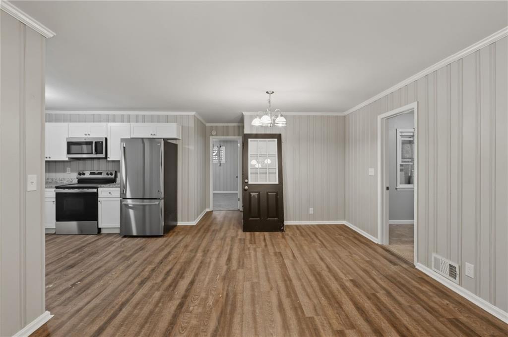 4026 East Hilda Circle Decatur, GA 30035 - Photo 10 of 39 Gallery Image 10