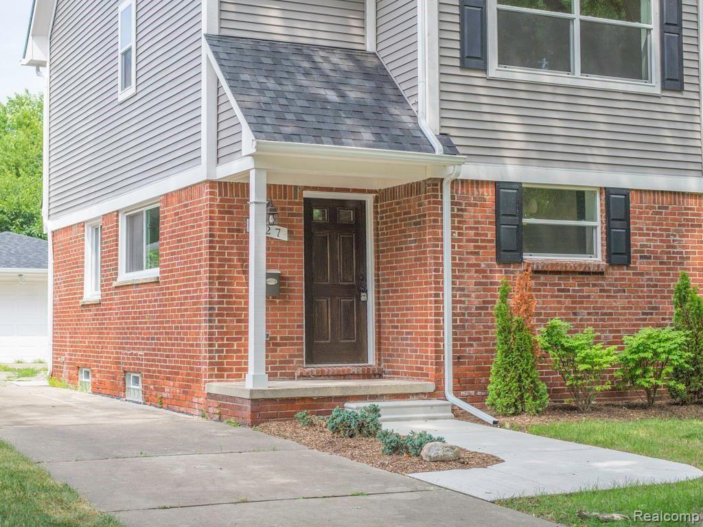 427 Woodside Road Royal Oak, MI 48073 - Photo 2 of 45 Entry 1A.jpg