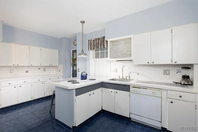 $324,500 | 925 Delaware Avenue, Unit 1D, Buffalo, NY 14209