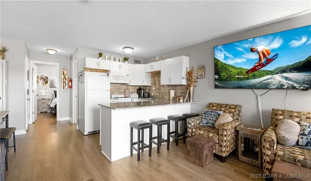 $169,500 | 6620 Weston Point Drive, Unit G11, Osage Beach, MO 65065