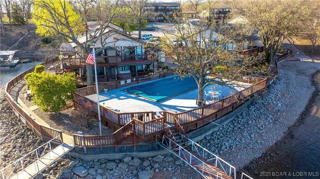 $169,500 | 6620 Weston Point Drive, Unit G11, Osage Beach, MO 65065