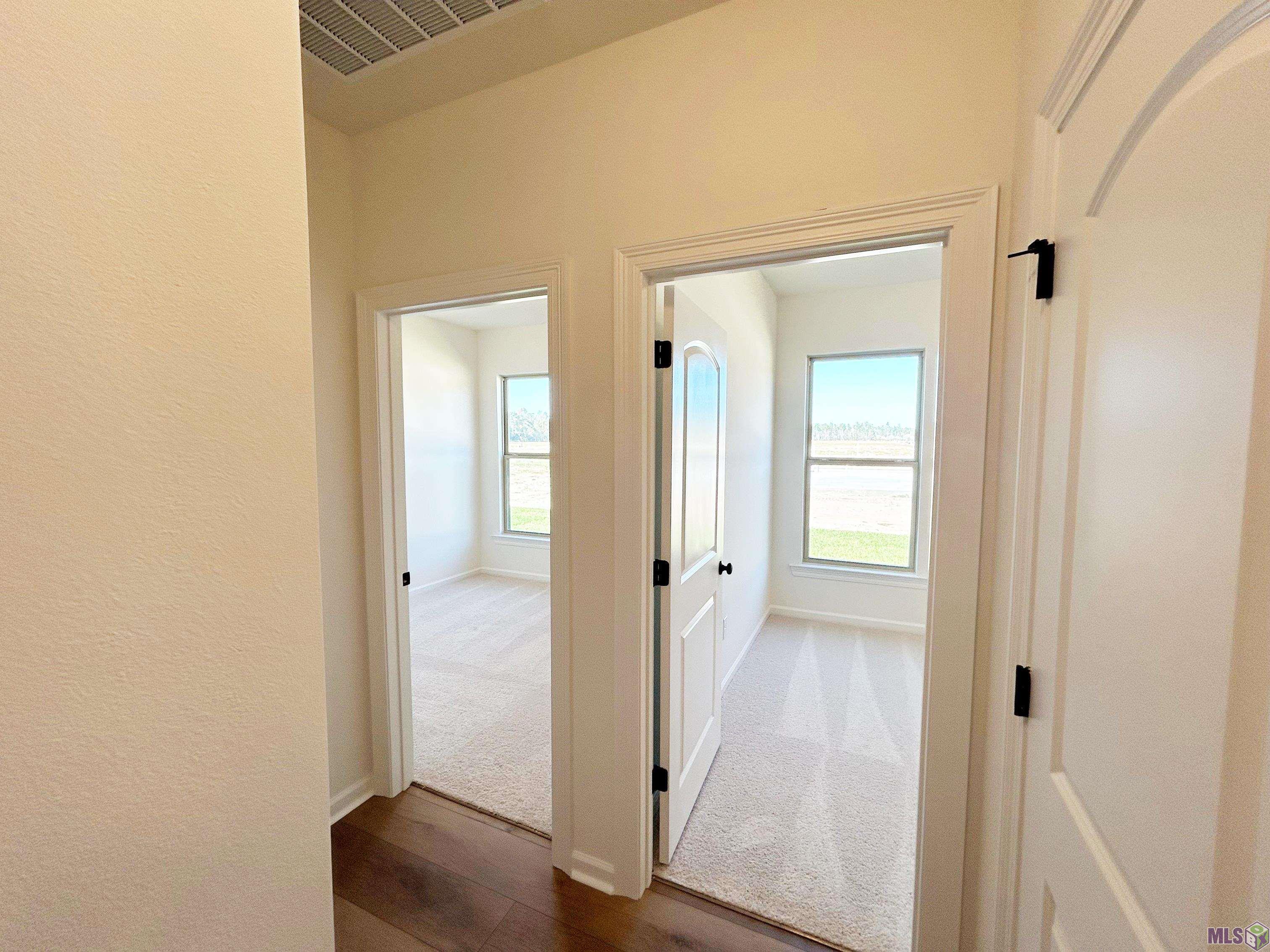 39741 Axis Avenue Ponchatoula, LA 70454 - Photo 13 of 16 Hallway to Bedrooms