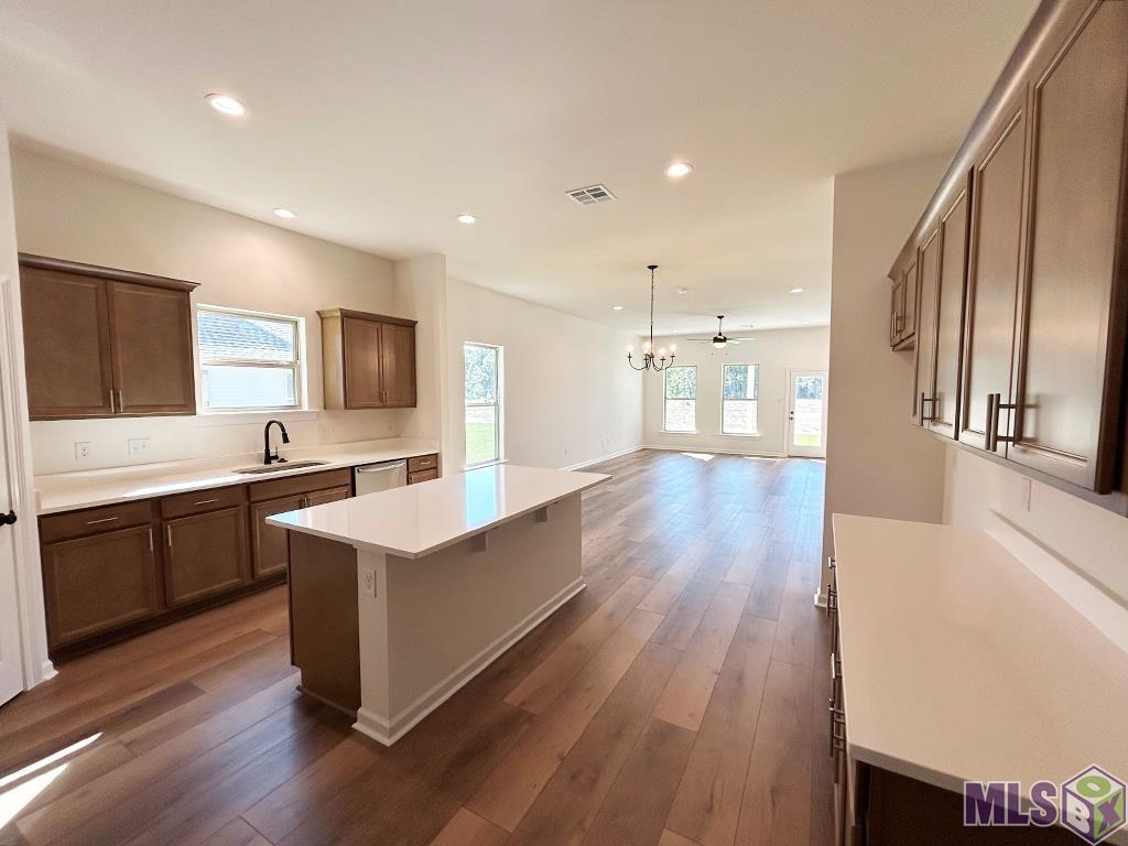39741 Axis Avenue Ponchatoula, LA 70454 - Photo 6 of 16 Kitchen