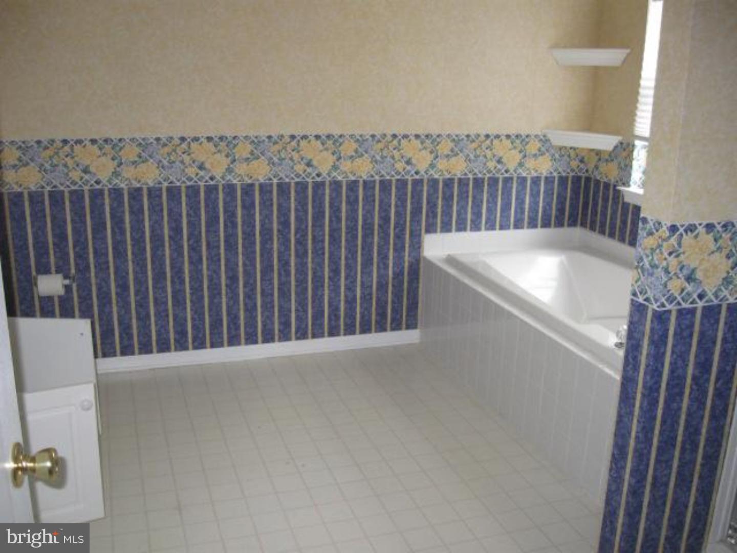 274 Rock Run Road Yardley, PA 19067 - Photo 12 of 17 Gallery Image 12