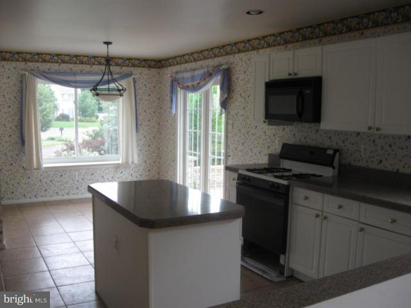274 Rock Run Road Yardley, PA 19067 - Photo 5 of 17 Gallery Image 5