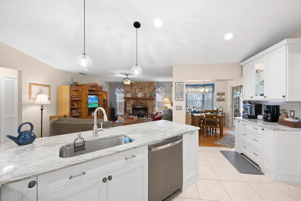 $675,000 | 3663 Woods Walk Boulevard, Wellington, FL 33467