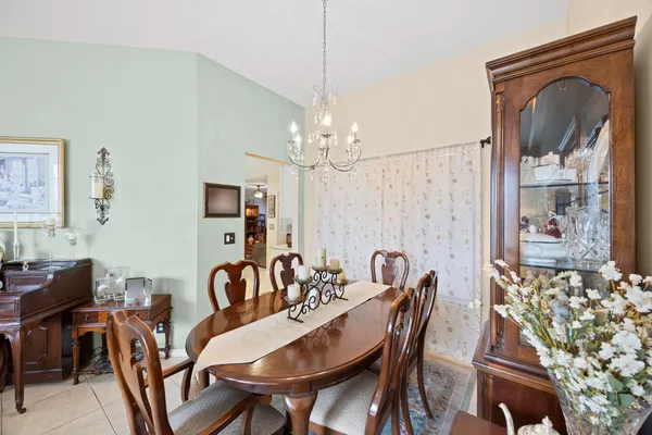 $675,000 | 3663 Woods Walk Boulevard, Wellington, FL 33467