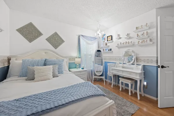 $675,000 | 3663 Woods Walk Boulevard, Wellington, FL 33467