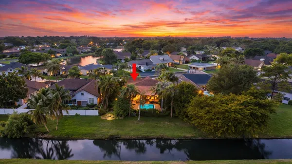 $675,000 | 3663 Woods Walk Boulevard, Wellington, FL 33467