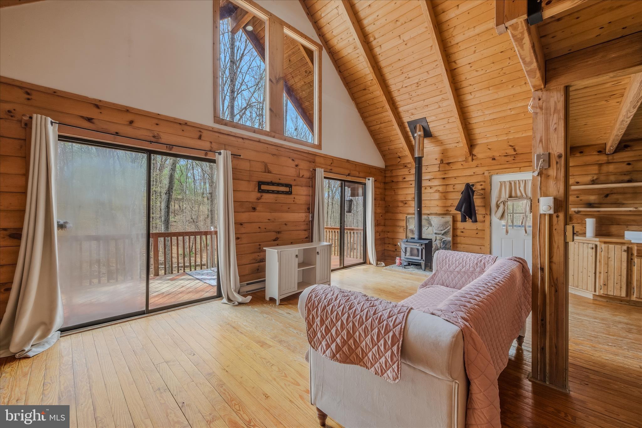 264 Clear Spring Lane Berkeley Springs, WV 25411 - Photo 13 of 38 Living Room