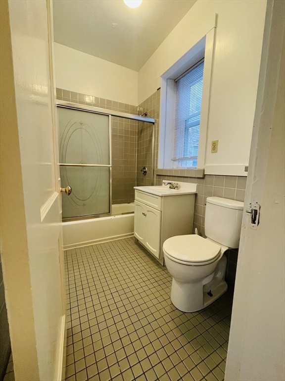 14 Palace Road, Unit 15 Boston, MA 02115 - Photo 10 of 17