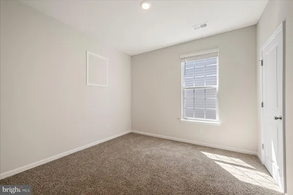 $2,750 | 118 Clerkenwell Drive, Stephens City, VA 22655