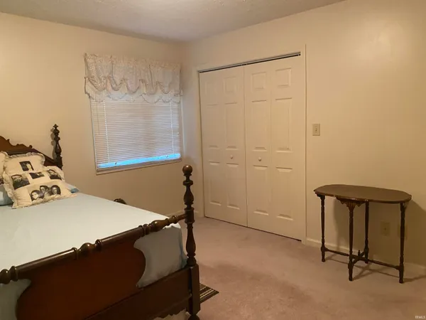 $209,000 | 109 Pilgrim Drive, Portland, IN 47371