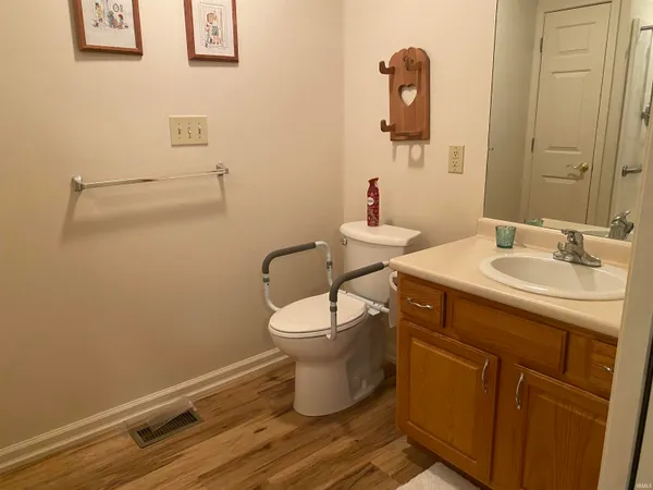 $209,000 | 109 Pilgrim Drive, Portland, IN 47371