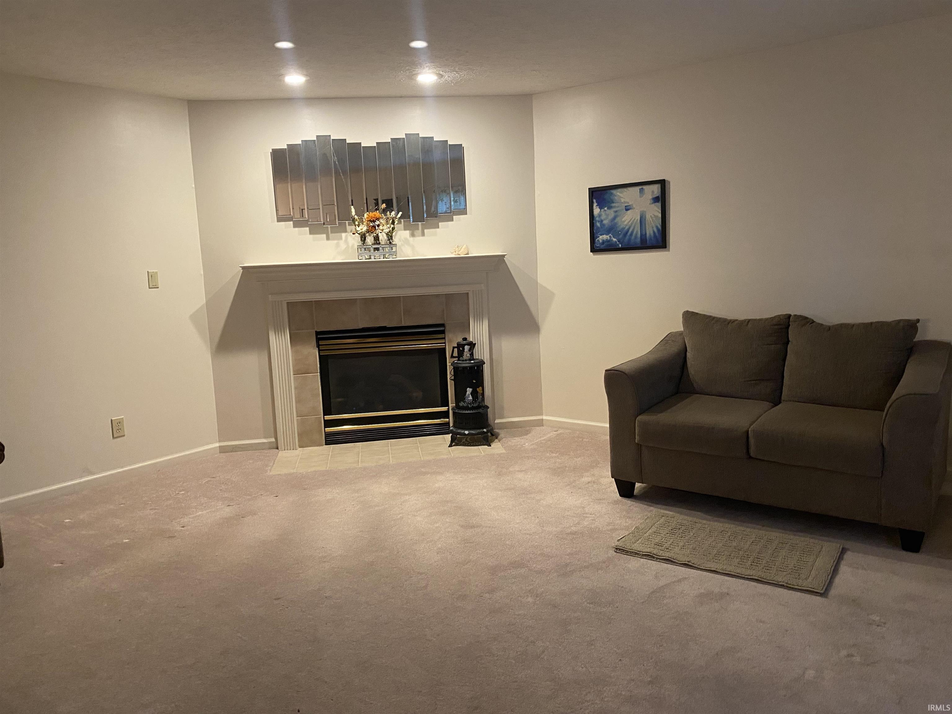 109 Pilgrim Drive Portland, IN 47371 - Photo 3 of 22