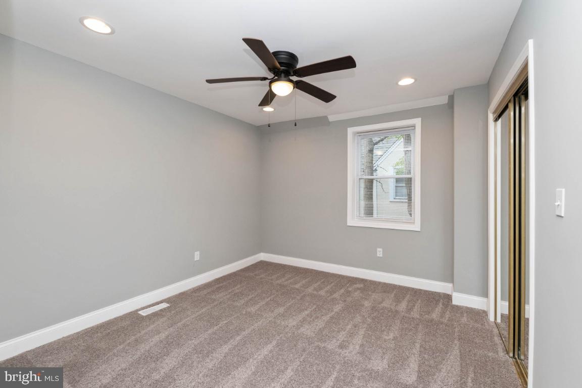 4624 Rokeby Road Baltimore, MD 21229 - Photo 23 of 30