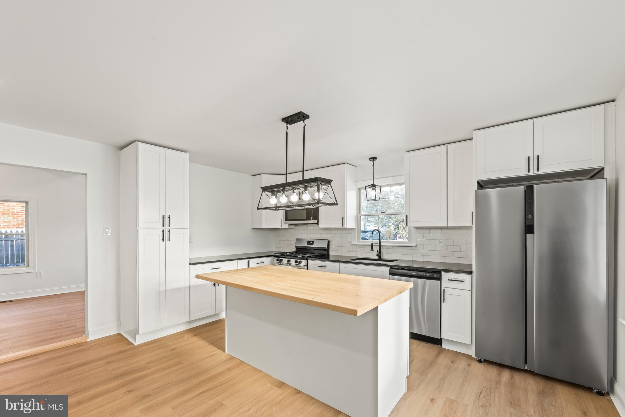 329 Ridge Avenue Glendora, NJ 08029 - Photo 6 of 20