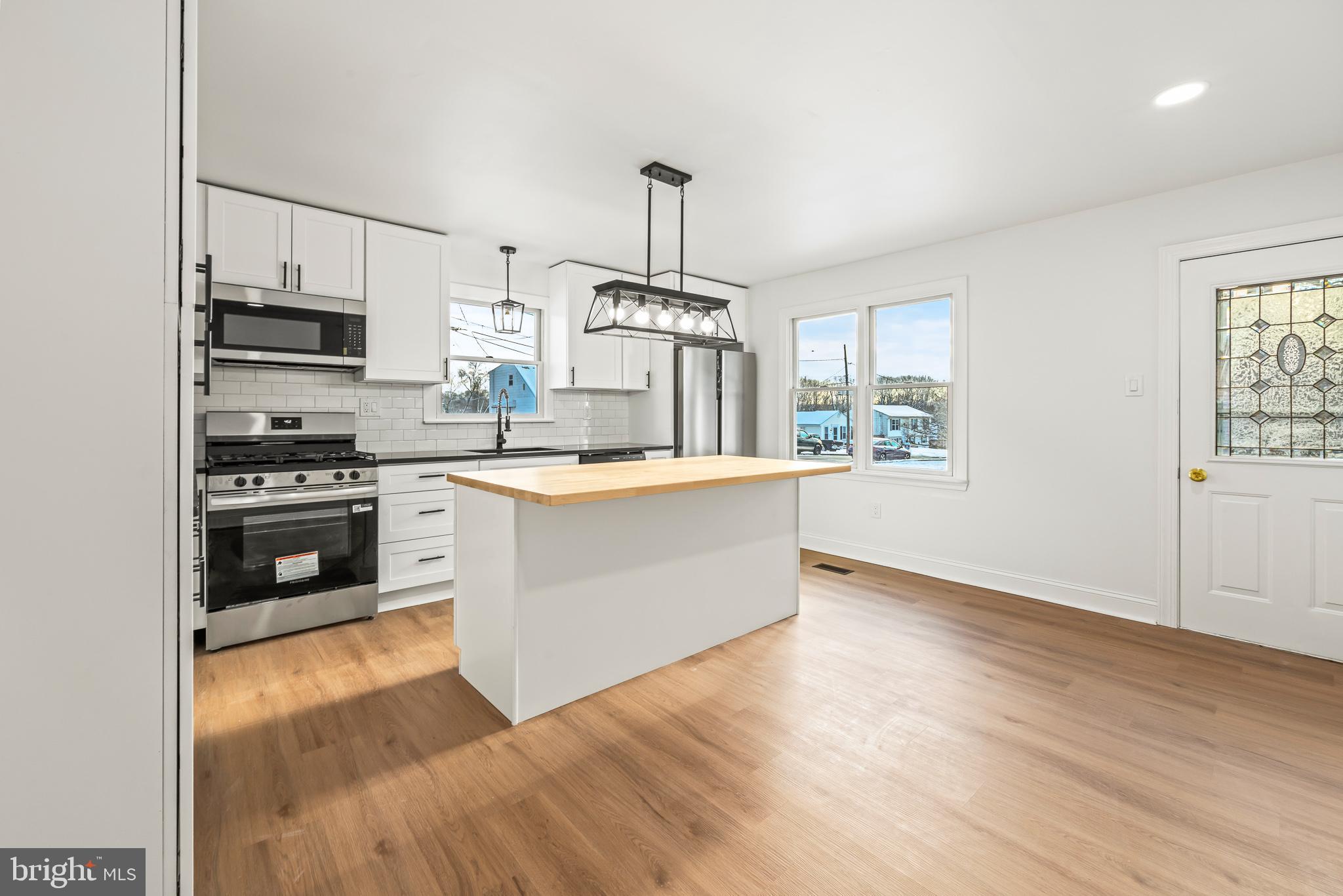 329 Ridge Avenue Glendora, NJ 08029 - Photo 9 of 20