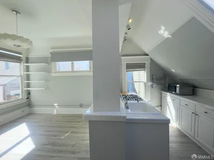$3,100 | 360 Lily Street, Unit 10, San Francisco, CA 94102