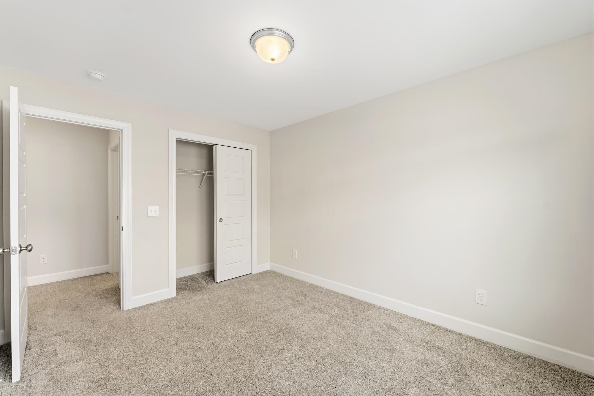 314 Hollenbeck Place Greenville, SC 29607 - Photo 24 of 34