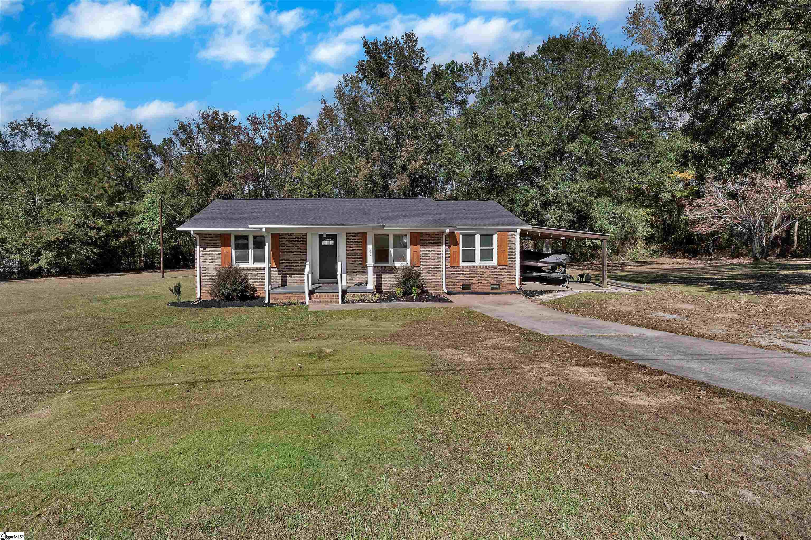 1409 Whiten Road Belton, SC 29627 - Photo 1 of 32