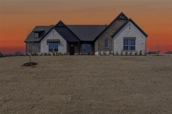 $707,425 | 812 Vly Rdg Road, Van Alstyne, TX 75495