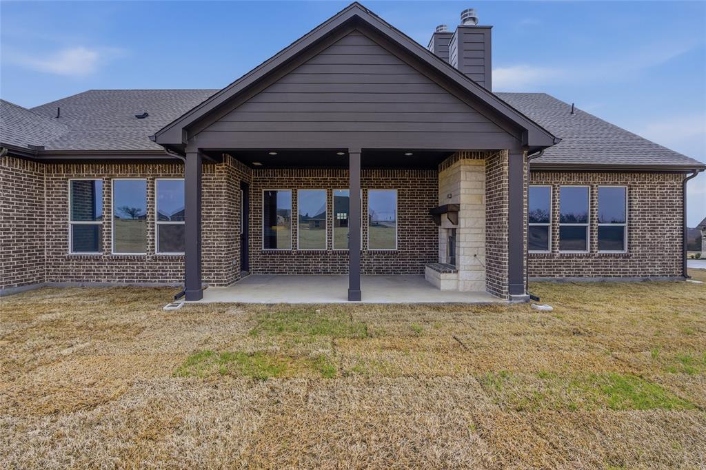 812 Vly Rdg Road Van Alstyne, TX 75495 - Photo 29 of 33 a view of a house with porch