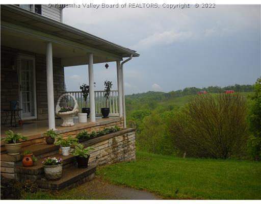 1342 Ambler Ridge Walton, WV 25286 - Photo 2 of 13 Exterior Front.