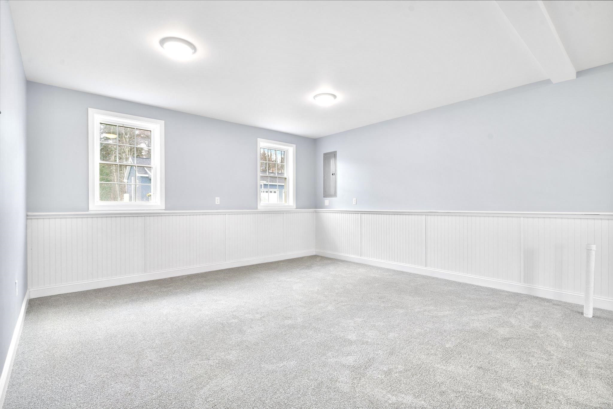 15 Carole Court Rochester, NH 03868 - Photo 24 of 36