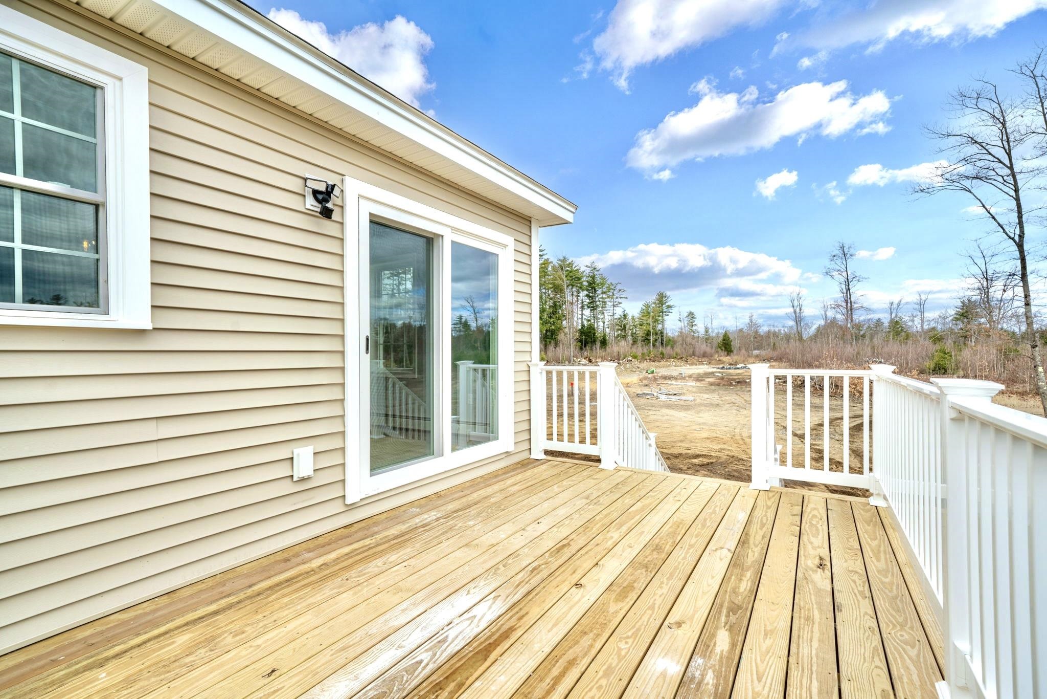 15 Carole Court Rochester, NH 03868 - Photo 31 of 36
