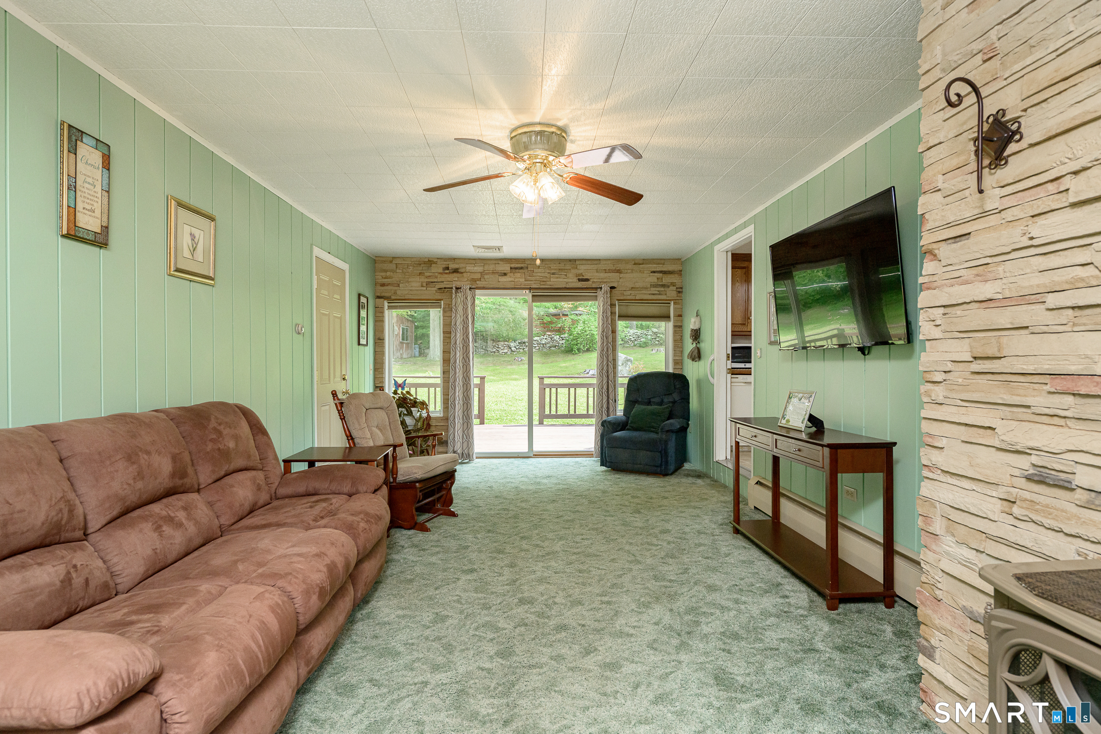 34 Fall Brook Road Killingly, CT 06239 - Photo 9 of 40 Gallery Image 9