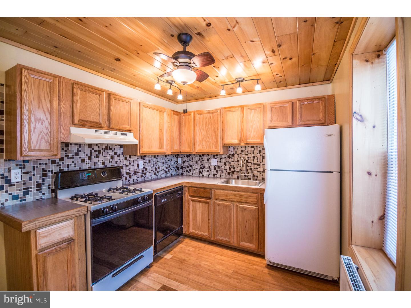 2666 Edgemont Street Philadelphia, PA 19125 - Photo 7 of 22