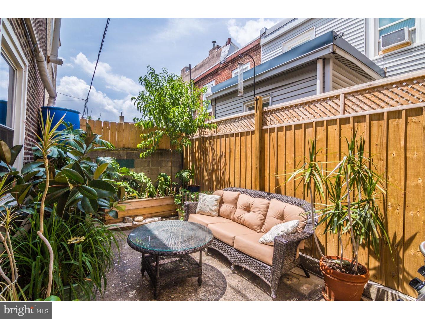 2666 Edgemont Street Philadelphia, PA 19125 - Photo 8 of 22