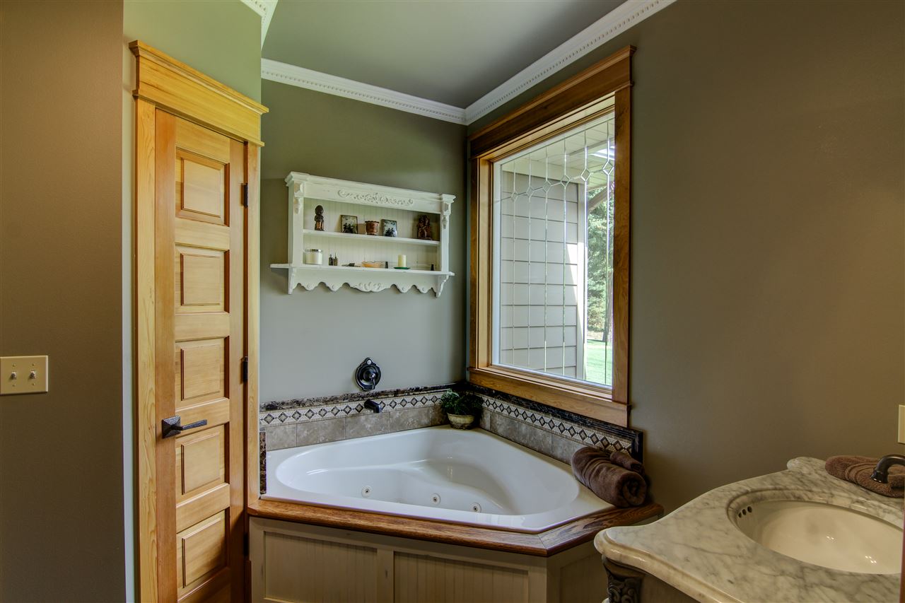1152 Camden Road Elk, WA 99009 - Photo 14 of 20