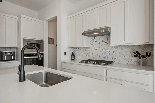 $415,000 | 6201 Queens Path, North Richland Hills, TX 76180