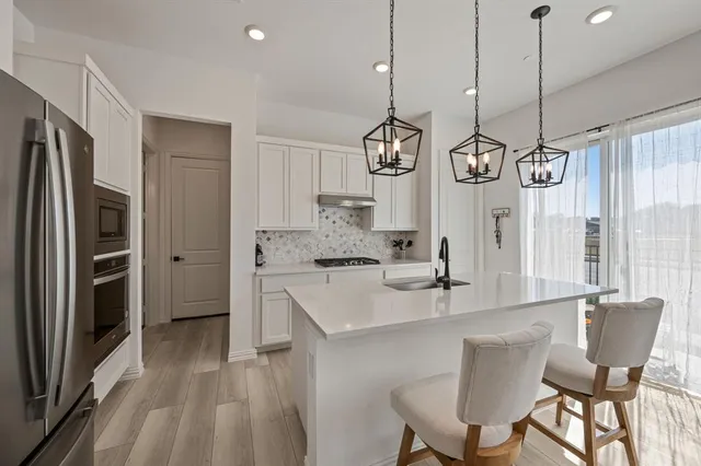 $415,000 | 6201 Queens Path, North Richland Hills, TX 76180