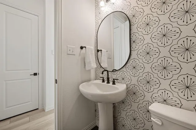 $415,000 | 6201 Queens Path, North Richland Hills, TX 76180