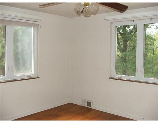 8111 Edwood Road Pittsburgh, PA 15237 - Photo 7 of 12 Exterior Front.