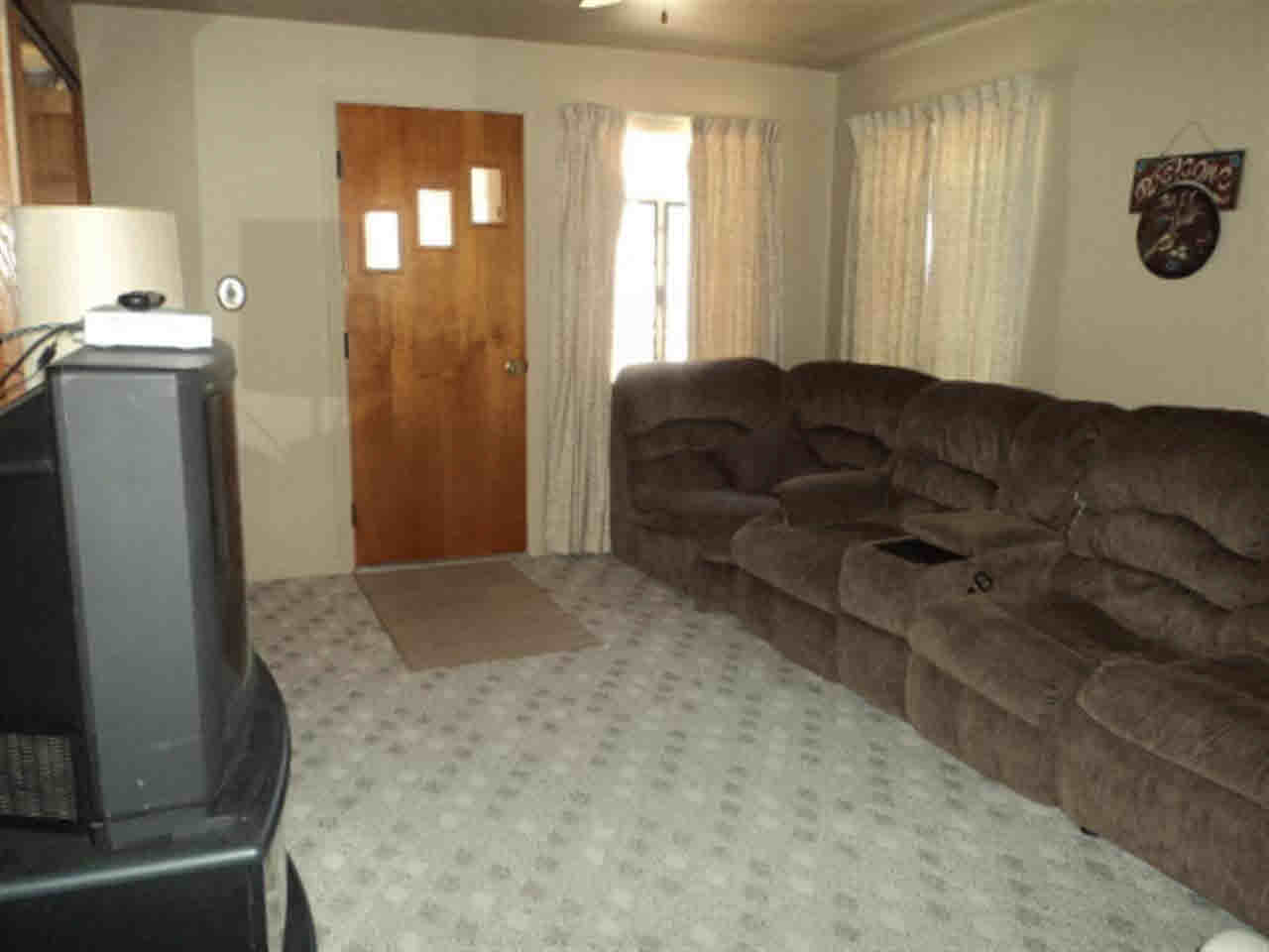 3920 West Shady Side Road Angola, IN 46703 - Photo 5 of 12 Gallery Image 5