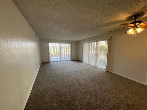 $1,800 | 11040 North 28th Drive, Unit 127, Phoenix, AZ 85029