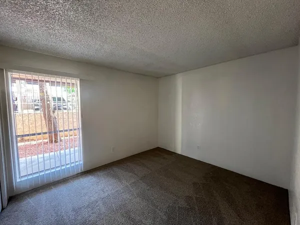$1,800 | 11040 North 28th Drive, Unit 127, Phoenix, AZ 85029