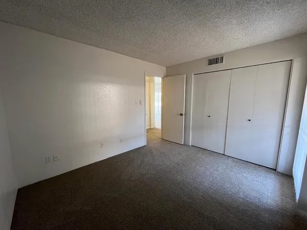 $1,800 | 11040 North 28th Drive, Unit 127, Phoenix, AZ 85029