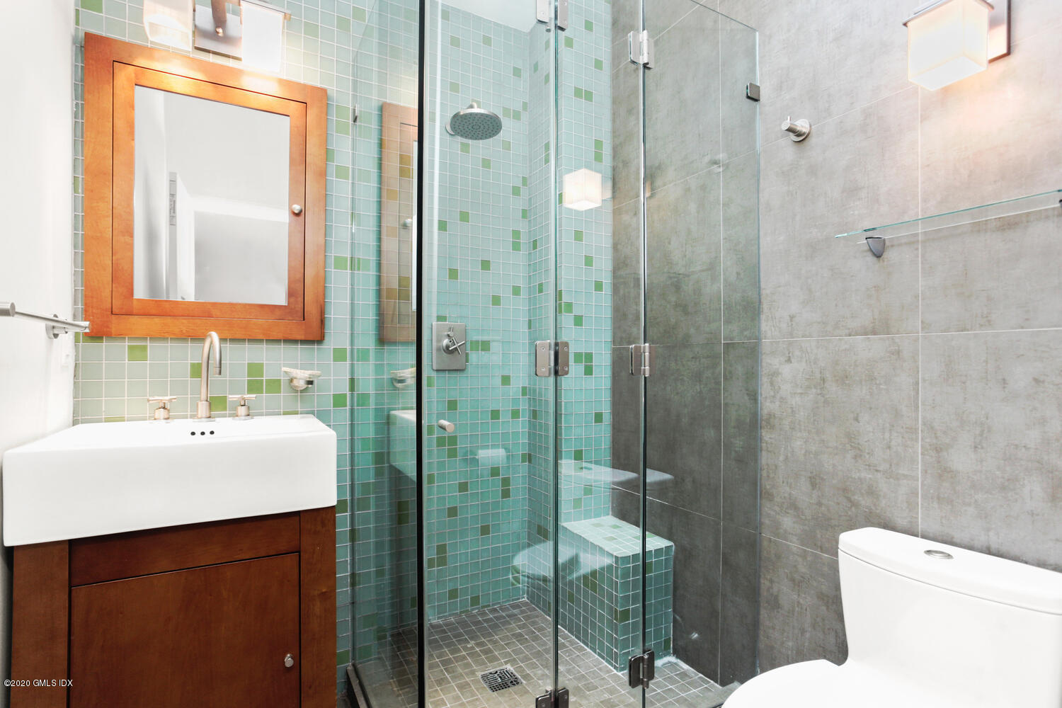 39 Crawford Terrace Riverside, CT 06878 - Photo 21 of 37 a bathroom with a sink toilet and shower