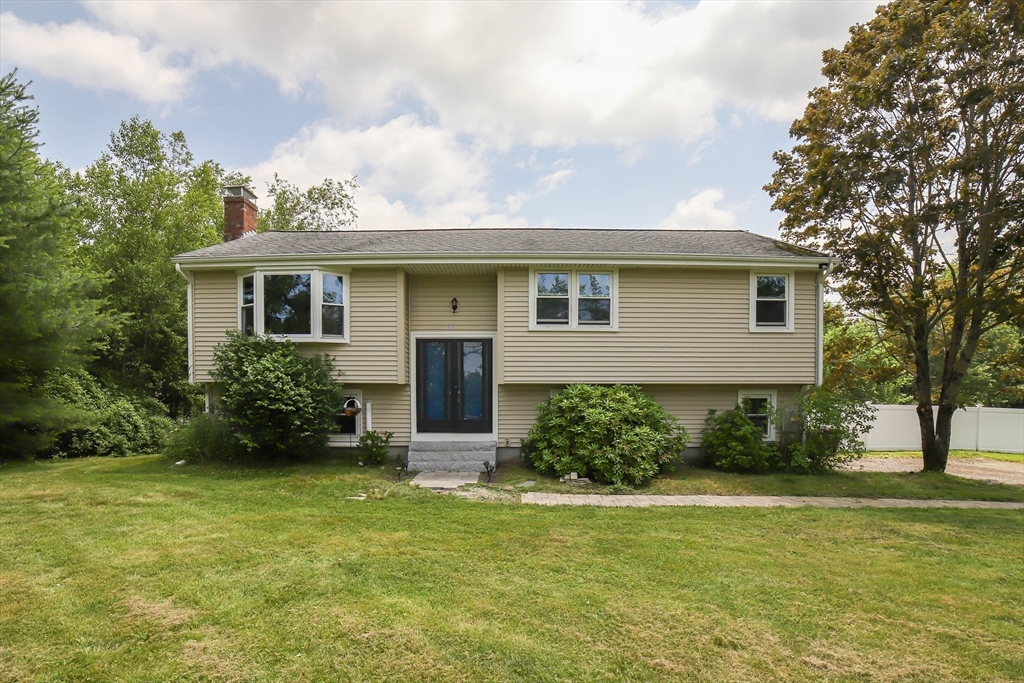 150 Federal Hill Road Oxford, MA 01540 - Photo 1 of 35 Gallery Image 1