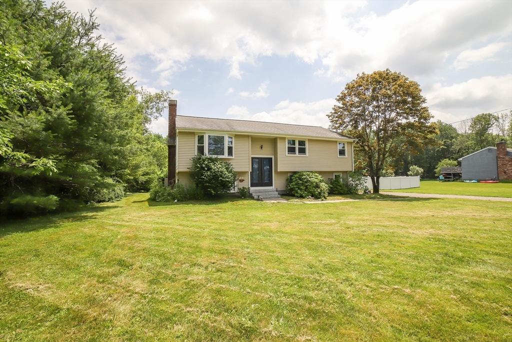 150 Federal Hill Road Oxford, MA 01540 - Photo 2 of 35 Gallery Image 2