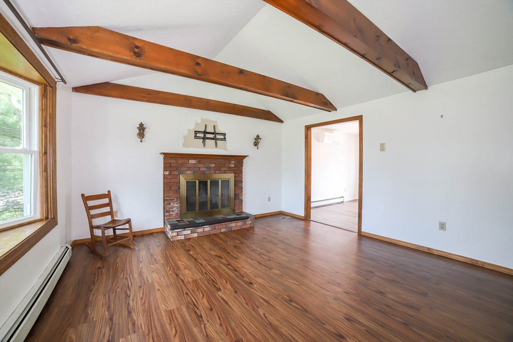 150 Federal Hill Road Oxford, MA 01540 - Photo 5 of 35 Gallery Image 5